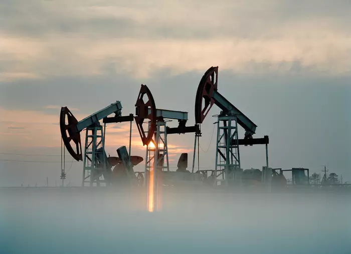 بازارهای نفت خام، آشفته و به هم ریخته