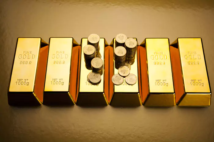 طلا در کمین یک جرقهی بنیادین تازه