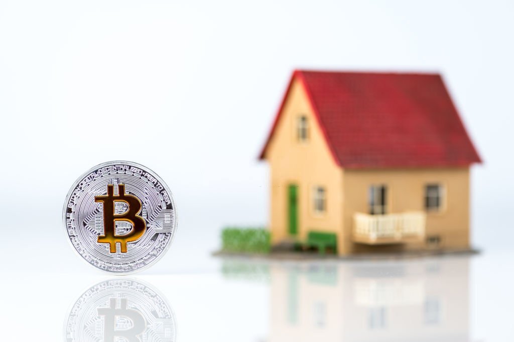 خرید ملک با بیت کوین