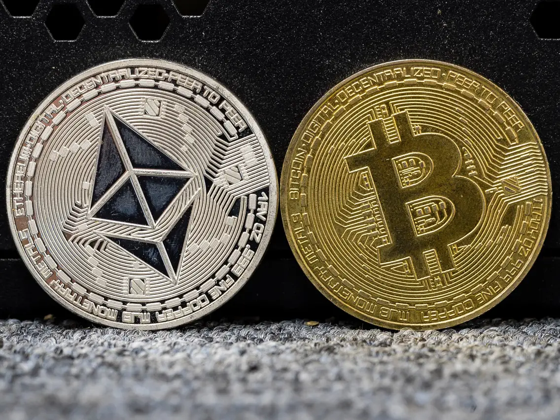 پیش بینی قیمت های بیت کوین و اتریوم