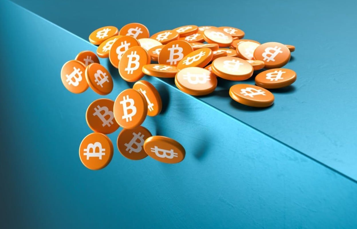 بیت کوین و آلتکوینها در مسیر کفهای جدید