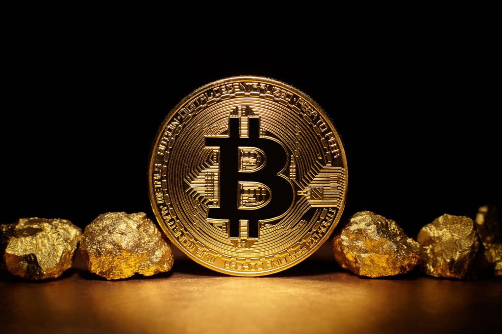 بیت کوین و طلا