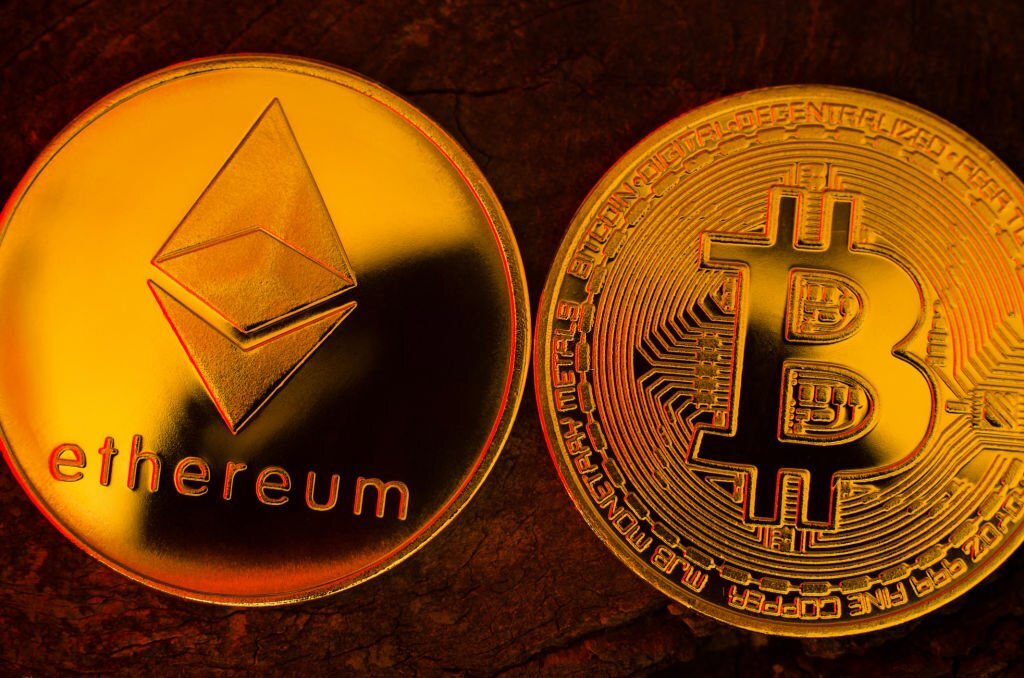 بیت کوین و اتریوم