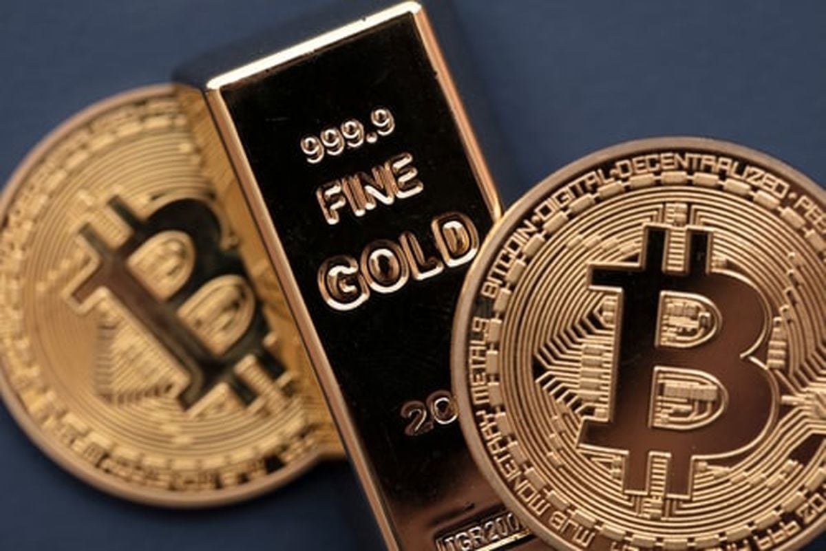 آیا بیت‌کوین به تدریج جای طلا را می‌گیرد؟