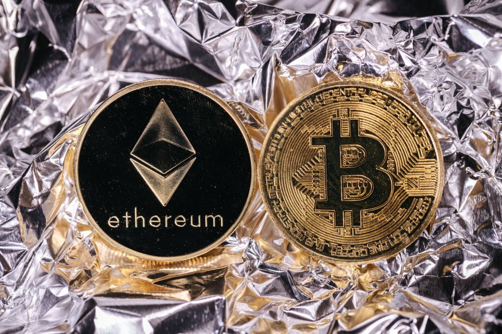 بیت کوین و اتریوم