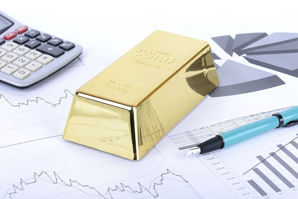طلا بر روند نزولی، خط بطلان کشید!