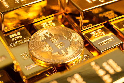 آیا طلا بر کریپتو ارجح است یا بالعکس؟!