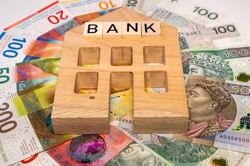 فرانک سوئیس، تغییر روند داد