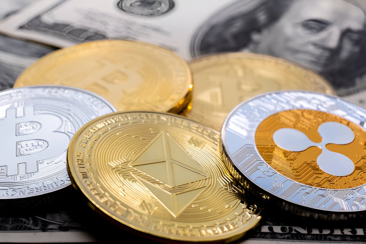 خطر اُفت بیشتر قیمت بیتکوین به زیر 54 هزار دلار