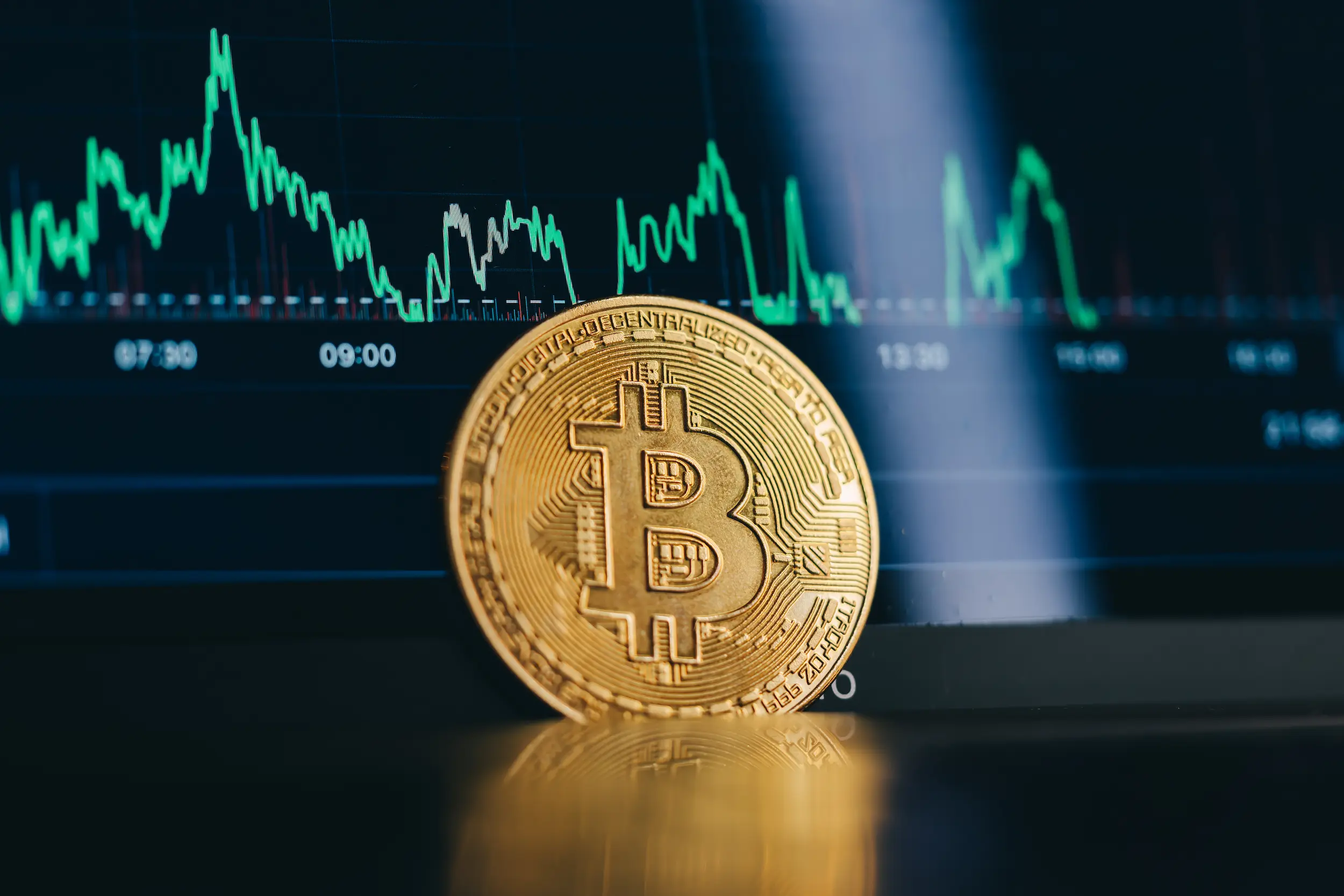 این ۳ عامل میتوانند قیمت بیتکوین را به ۱۴۰ هزار دلار برسانند!