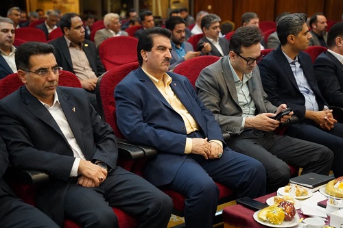 پشتیبانی بانک رفاه از واحدهای تولیدی استان هرمزگان از طریق ابزارهای نوین تامین مالی