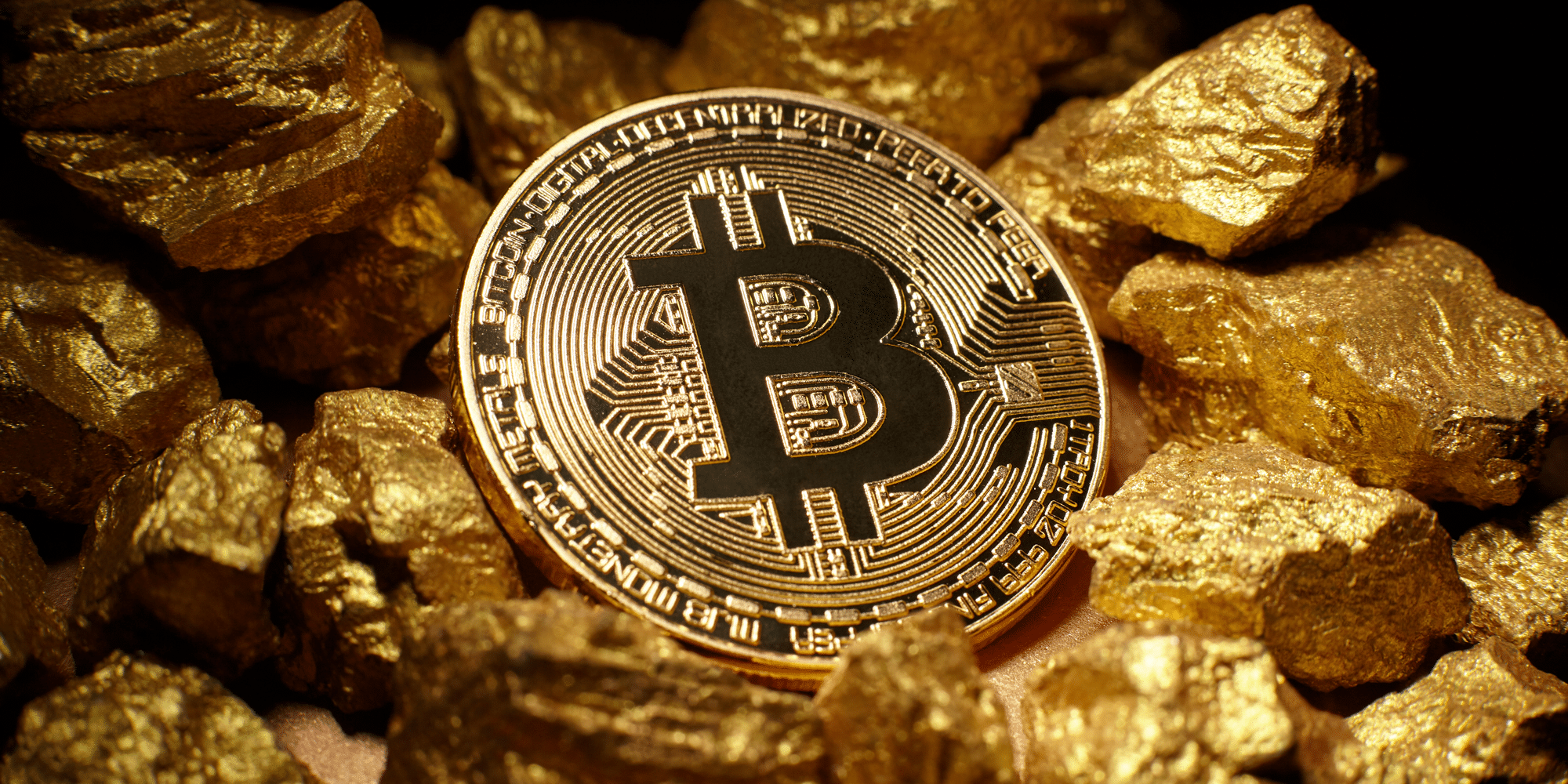 سقوط سنگین بیت‌کوین، سرمایه را به سمت طلا می‌برد؟
