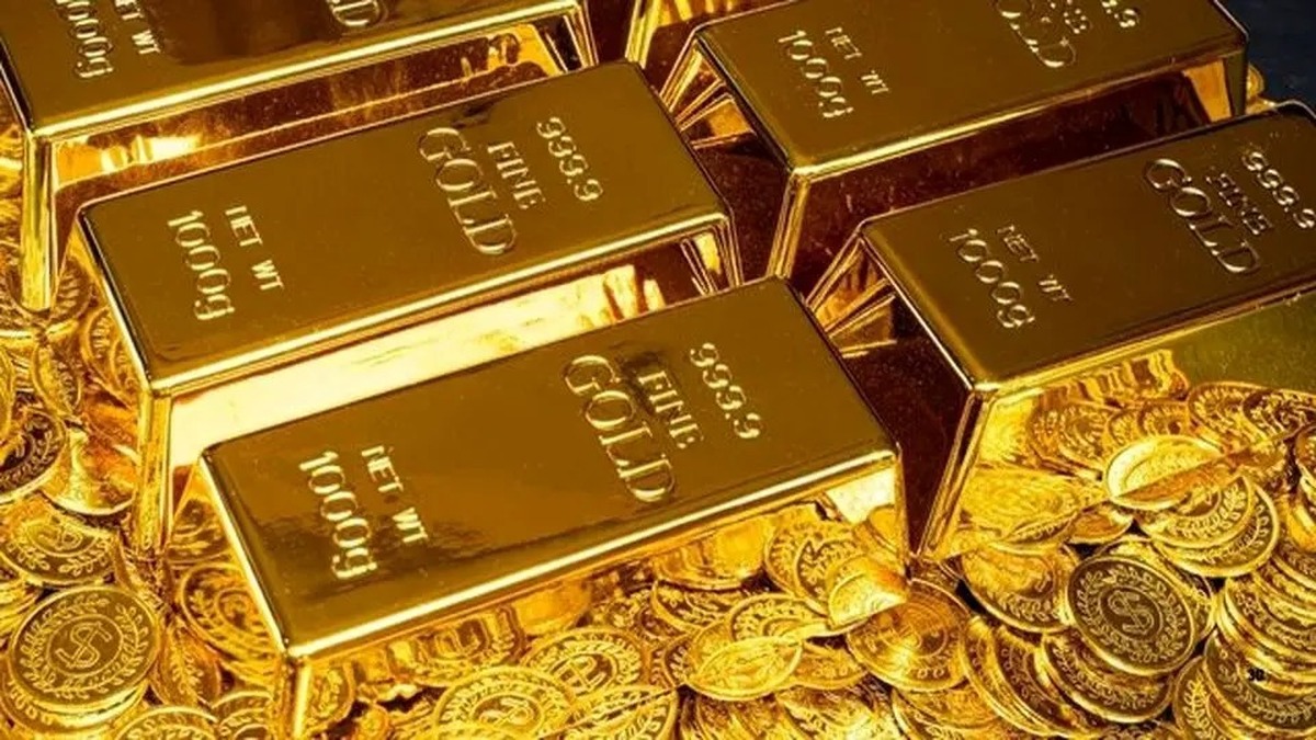 قیمت جهانی طلا امروز دوشنبه ۲۴ آذر ۱۴۰۴ / انس طلا در سطح بالای ۴۳۰۰ دلار ماند