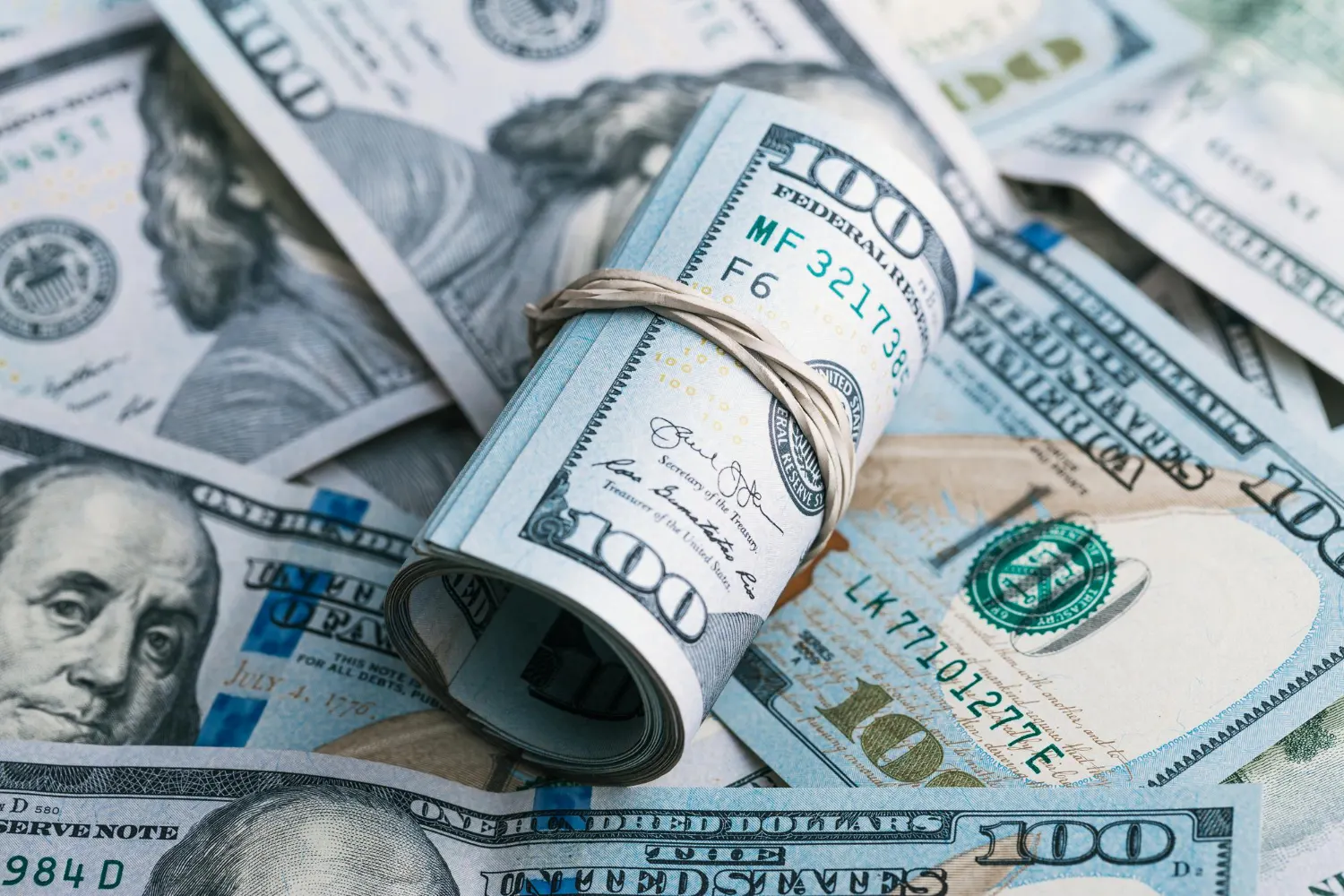 دلار در قله تاریخی ۱۲۰ هزار؛ بازارساز زیر فشار تقاضا