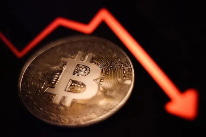 بازار رمزارز‌ها/ بازدهی بیت‌کوین از سهام عقب افتاد؟