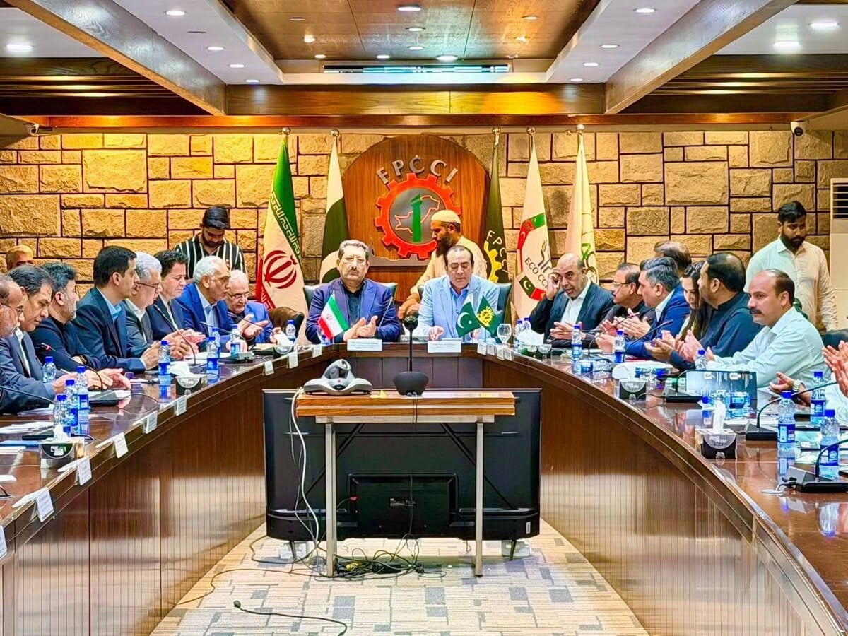 دیپلماسی صنعتی ایران به سمت پاکستان