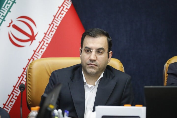 محمدی: فرار بیمهای از آثار عدم اتصال کارگر و کارفرما است