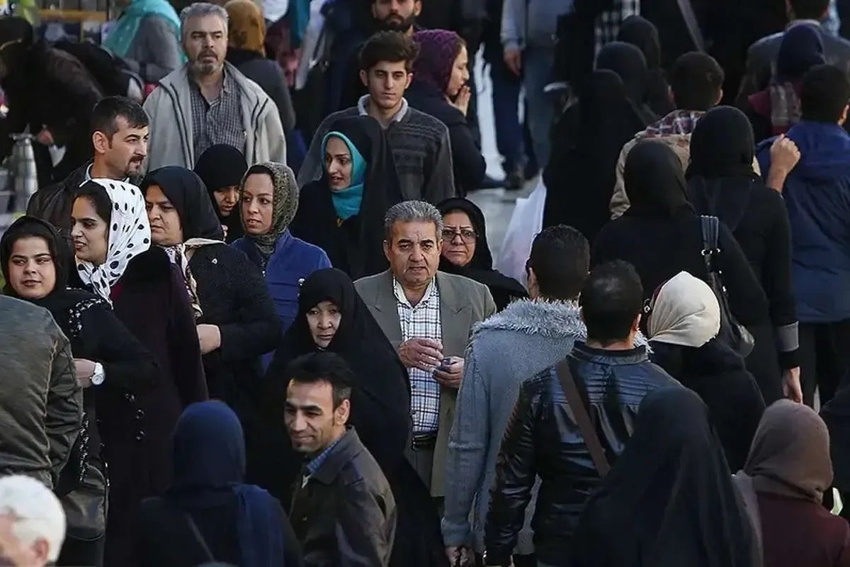 تغییر رفتار مالی خانوارهای ایرانی؛ اقتصاد در ایستگاه انتظار/ خرید، درمان و سرمایه‌گذاری به تعویق افتاد