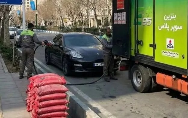 کمبود بنزین و سه سناریوی پیشروی پزشکیان؛ چه کسی هزینه را میپردازد؟