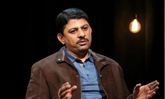 با وجود بازگشت اینترنت، کسبوکارها همچنان به فعالیت خود در پلتفرمهای داخلی ادامه میدهند