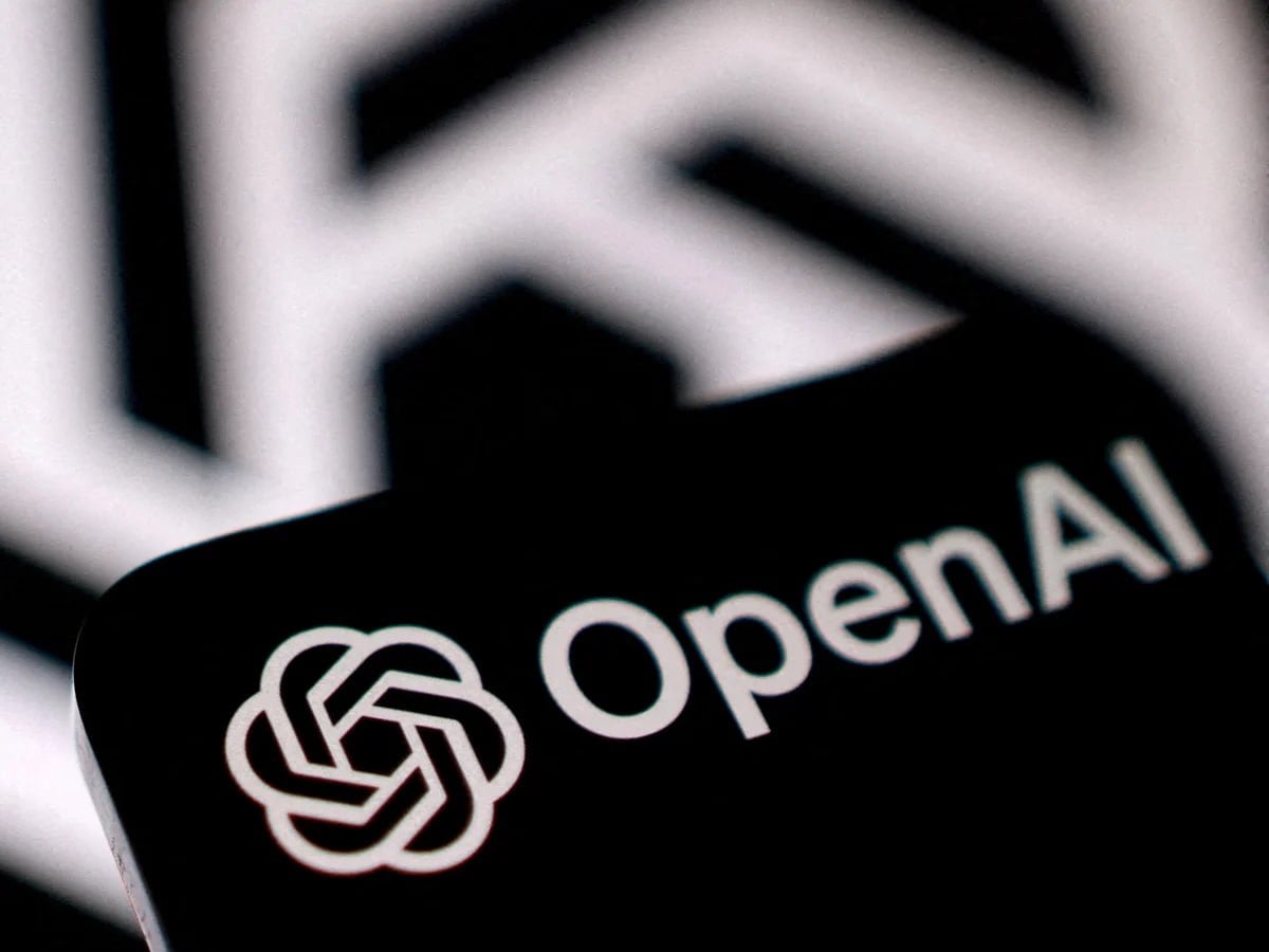 مدیر استراتژی OpenAI میخواهد آزمایشگاههای هوش مصنوعی وزنهای در برابر قدرت دولت باشند
