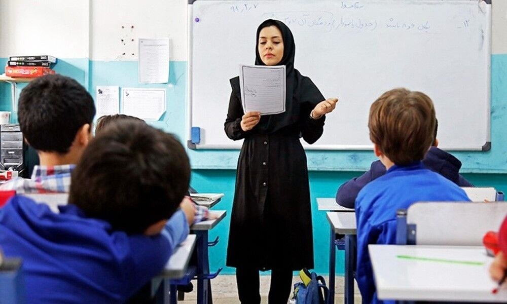 پرداخت بهموقع مطالبات، اولین گام در مسیر تکریم معلمان