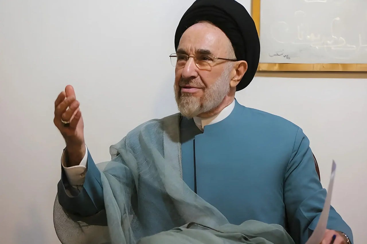 درخواست خاتمی از رئیسجمهور برای حل بحران فیلترشکن