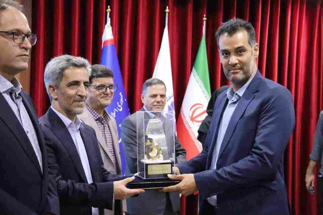 مجتمع انگوران برترین بهرهبردار معدنی استان زنجان شد