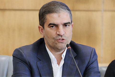 گرفتاری مردم برای تامین خودرو رفع شود