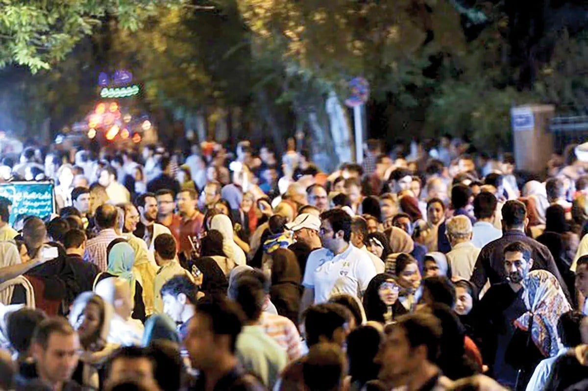 ربیعی: کنش اجتماعی را نمیتوان با «تومان» اندازه گرفت/ باید با «اعتماد» سنجید