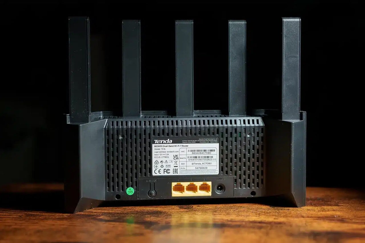 مقایسه دو روتر وای فای ۷ تندا در بازار ایران: تجربه WiFi 7 با کمترین هزینه