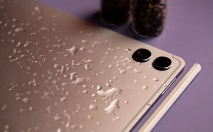 تصویر منتسببه گلکسی تب S12 اولترا لو رفت