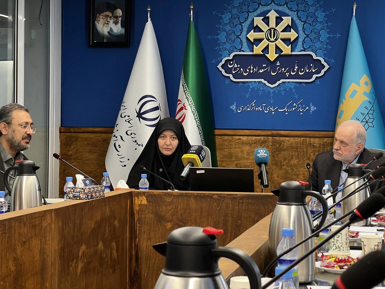 مهاجرت ۵۰ استاد از شریف؛ حقوق ۳۰ میلیونی کفاف زندگی در تهران را نمیدهد