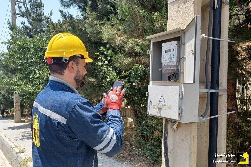 کشف ۶۲۳ ماینر و جمعآوری ۱۰ هزار انشعاب غیرمجاز برق در شیراز