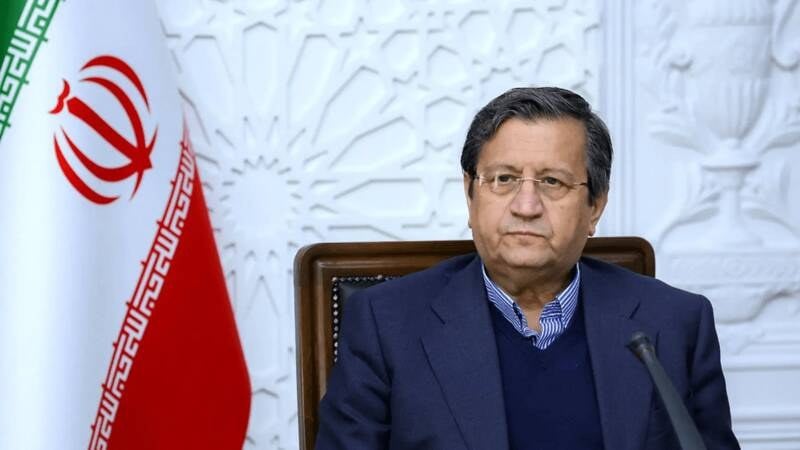 همتی: هر میزان ارز مورد نیاز بازار باشد تأمین می‌کنیم
