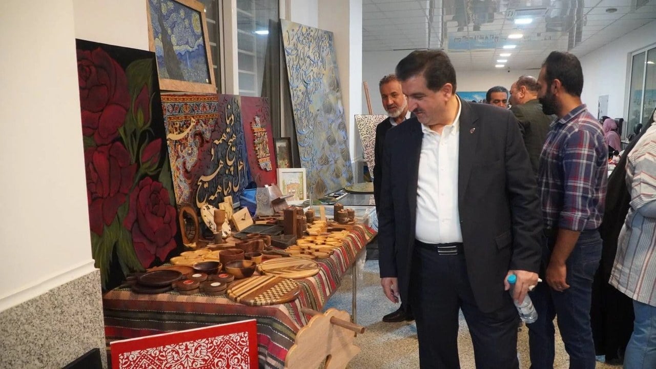 دکتر للـهگانی تصریح کرد آمادگی بانک رفاه برای حمایت از فعالان صنایع دستی