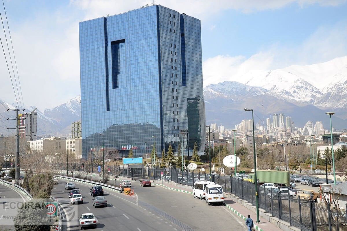 فاکتورینگ؛ نقدی بر ابهام عقد، تزلزل فقهی و حاشیهنشینی شورای فقهی بانک مرکزی