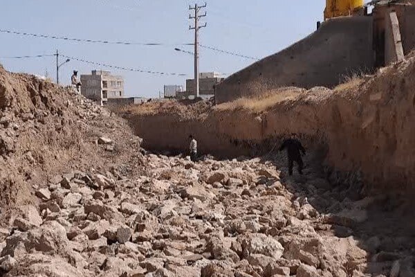 تحول در زیرساختهای ایمنی ابهر؛ احداث دیوار حفاظتی رودخانه قوریچای کلید خورد
