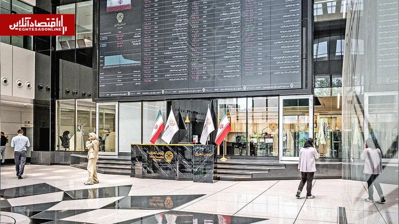بورس در شهریورماه صعودی میماند؟ | احمدزاداصل: روند بازار با فراز و فرود ادامه خواهد داشت