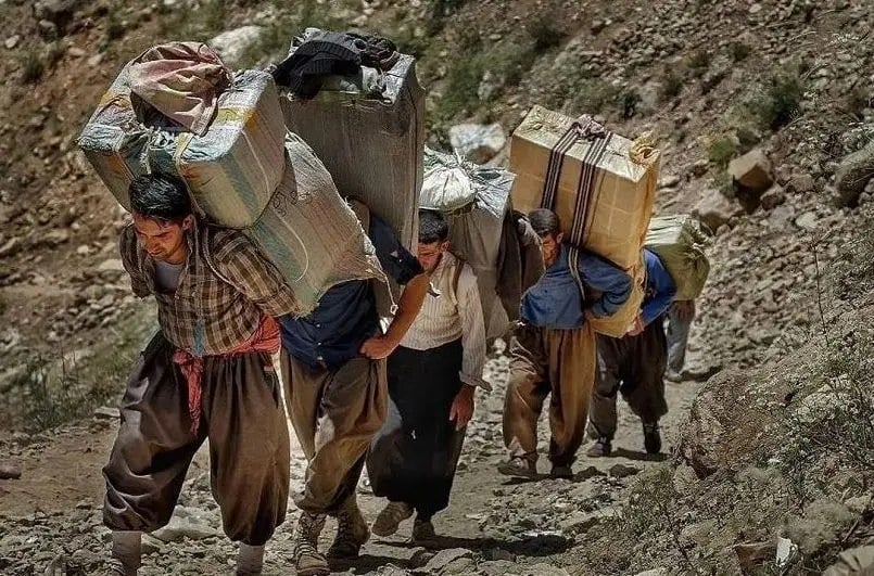 تصمیم جدید برای ترخیص کالاهای وارداتی از مسیر کولبری و ملوانی