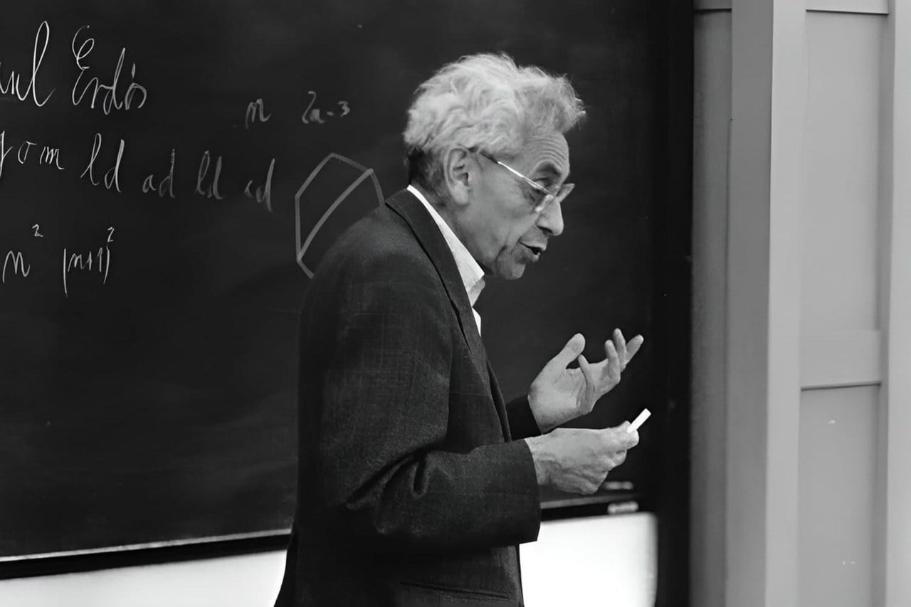 داستان ناگفته‌ پل اردوش؛ ریاضی‌دانی با یک چمدان که الگوریتم‌های مدرن به او مدیون‌اند