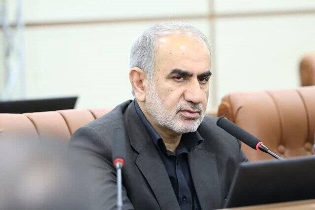 منابع ارزی باید از بازار دارایی‌های غیرمولد به سمت تولید هدایت شود