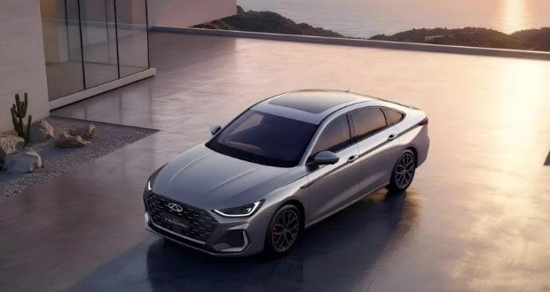 چری آریزو 8 پرو 2027 با سیستم رانندگی کمکی Falcon 500 معرفی شد