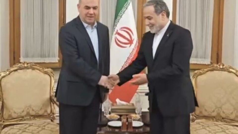 تاکید عراقچی بر حمایت همه‌جانبه ایران از مردم لبنان در دفاع از تمامیت سرزمینی‌شان