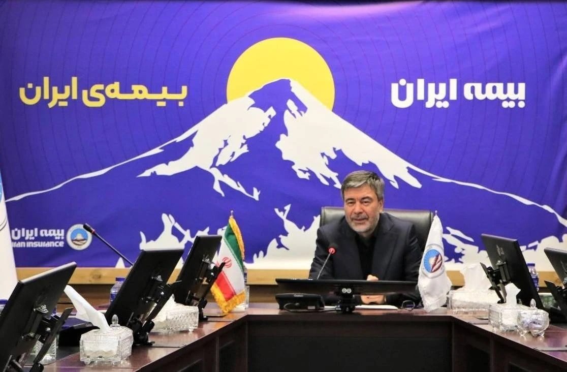 بخشنامه نحوه برخورد پرسنل بیمه ایران با بیمه‌گزاران و مشتریان