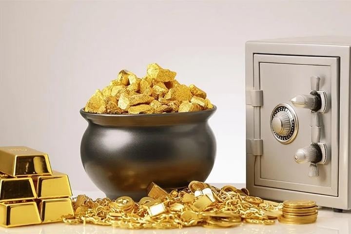 خرید طلا، سکه یا نگهداری نقدی؟