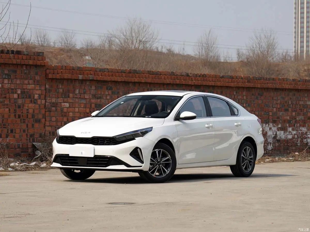 فروش کیا K3 پریمیوم 2026 در طرح عیدانه هرمس خودرو در شهریور 1405
