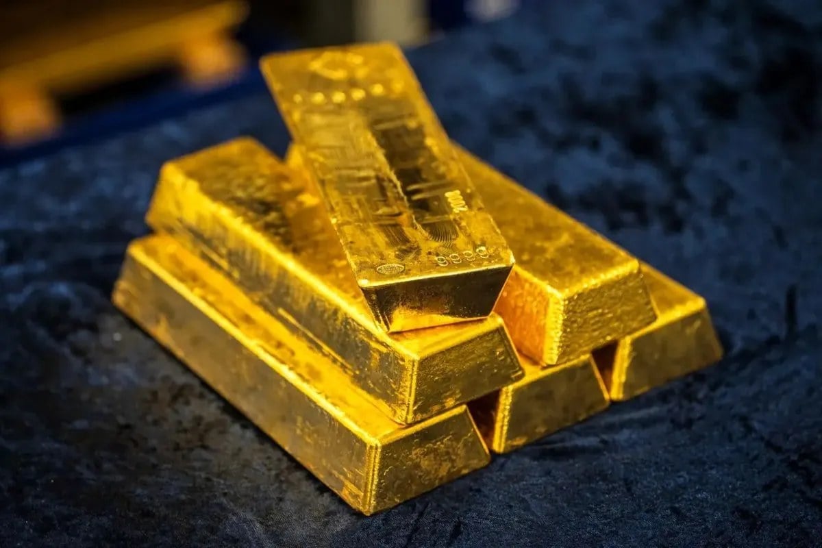 خبر مهم برای خریداران طلا؛ قیمت جهانی در مسیر ۵۰۰۰ دلار؟