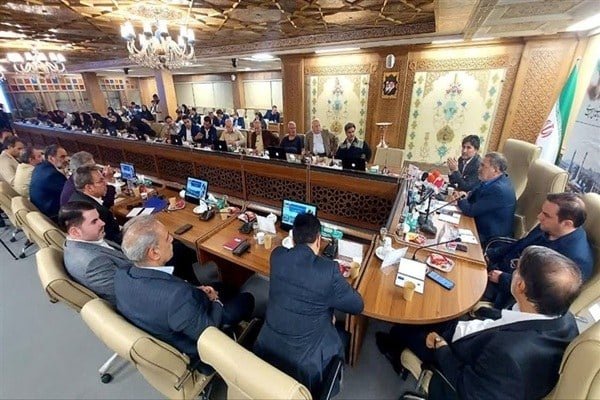 خروج ذوب‌آهن اصفهان از زیر بار تعهدات سنگین؛ تولید ریل ۱۸۷ درصد جهش کرد