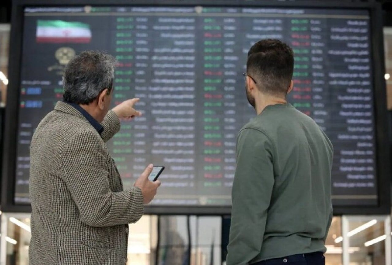 بازگشت بورس به مدار صعود/ بیش از ۳.۲ همت پول به بازار سهام وارد شد